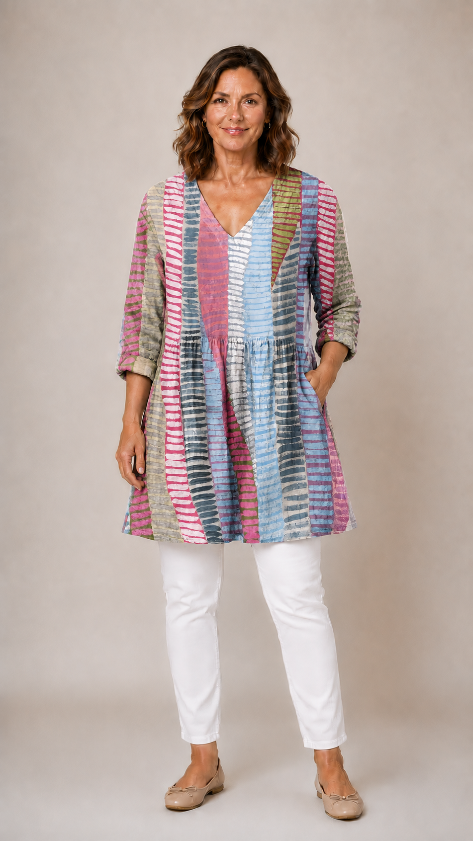 Margo | Long Blouse with V-Neck
