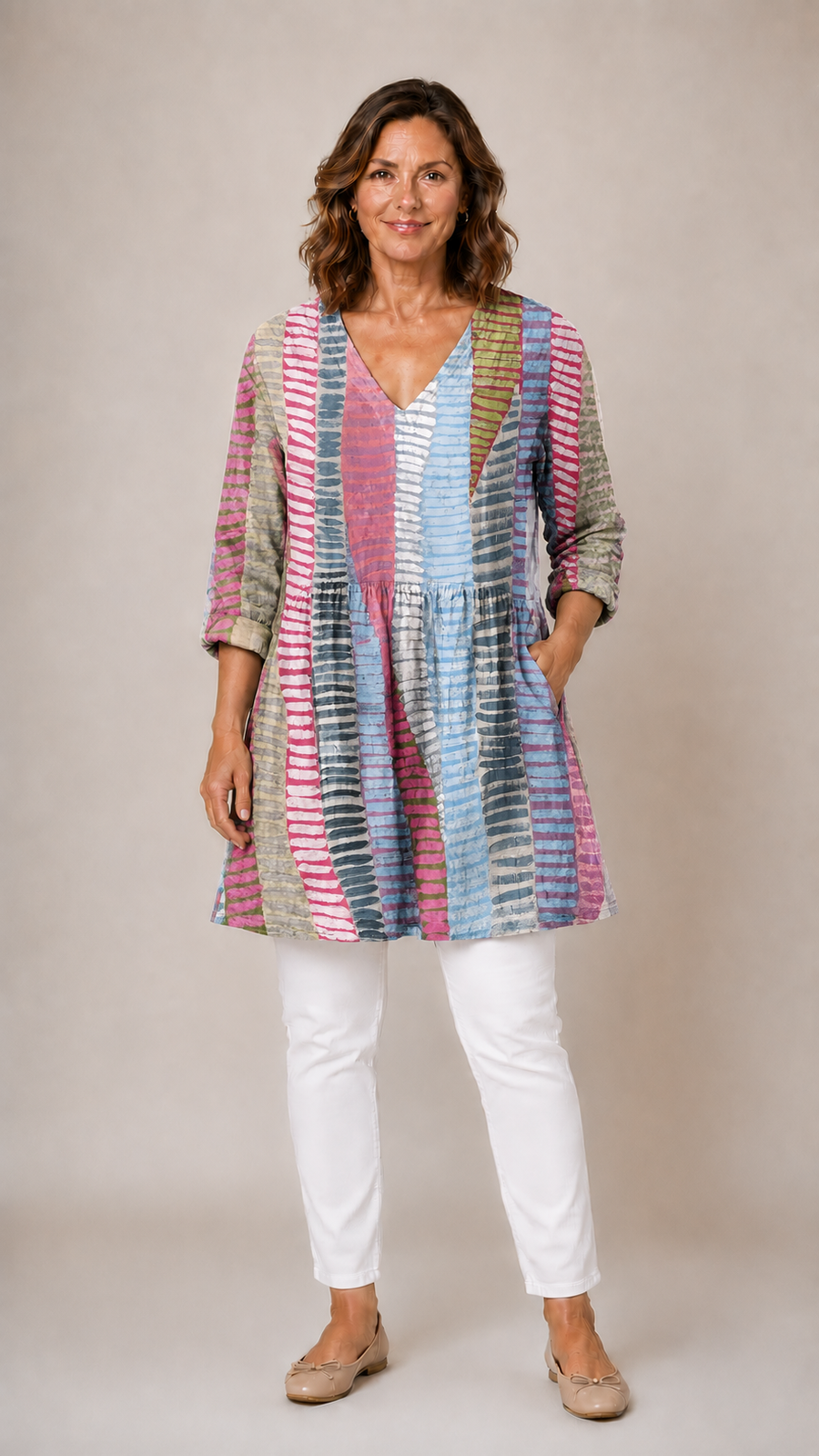 Margo | Long Blouse with V-Neck