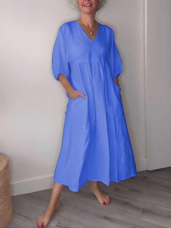 Daisy™ Elegance V-Neck Maxi Dress