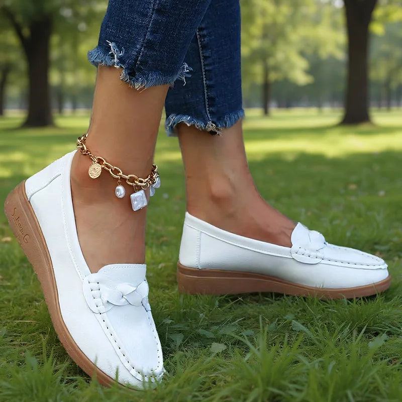 ARIELLA | ORTHOPEDIC WIDE-FIT SLIP-ON LOAFERS