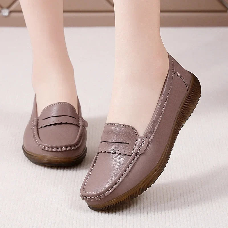 ARIELLA | ORTHOPEDIC WIDE-FIT SLIP-ON LOAFERS