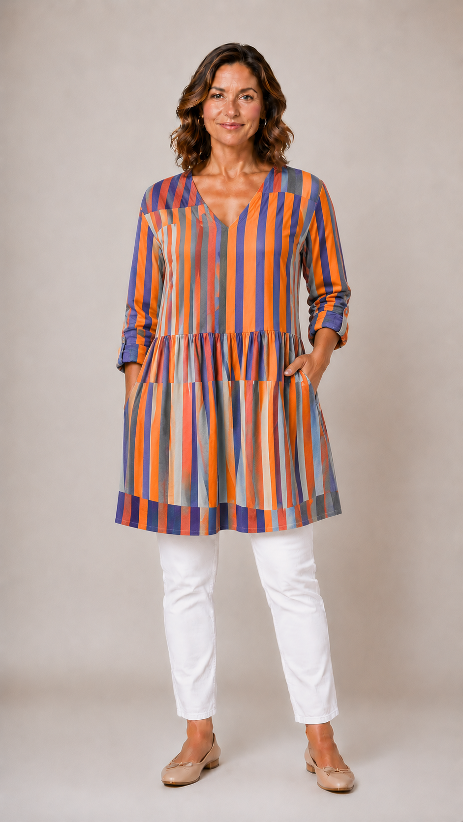 Amaia | Long Blouse with V-Neck
