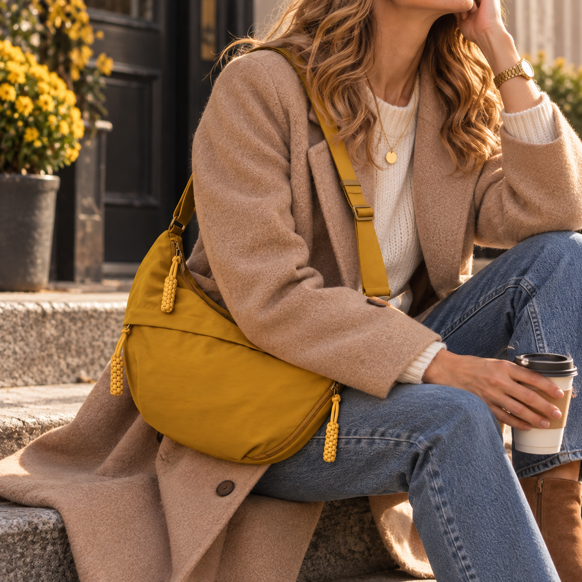 Luna | Crescent Shoulder Bag